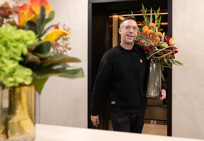 Brightening fitness and recreation spaces with designer flowers